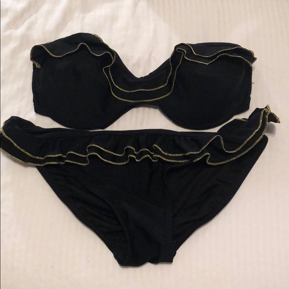 Bikini - Picture 4 of 4